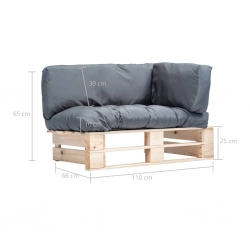Sofa ogrodowa z palet z szarymi poduszkami, sosna