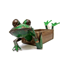 Żaba skrzynka dekoracja drewniano-metalowa