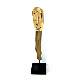 Rzeźba afrykańska z surowego drewna 63 cm