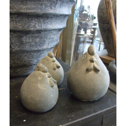 Kura betonowa dekoracja Vintage 12x15cm Szara